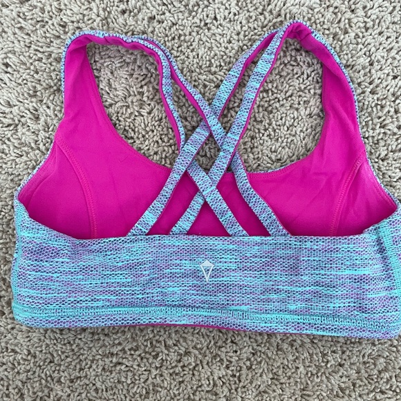 Ivivva by Lululemon Girls Reversible Cross Back Sports Bra - Picture 4 of 5